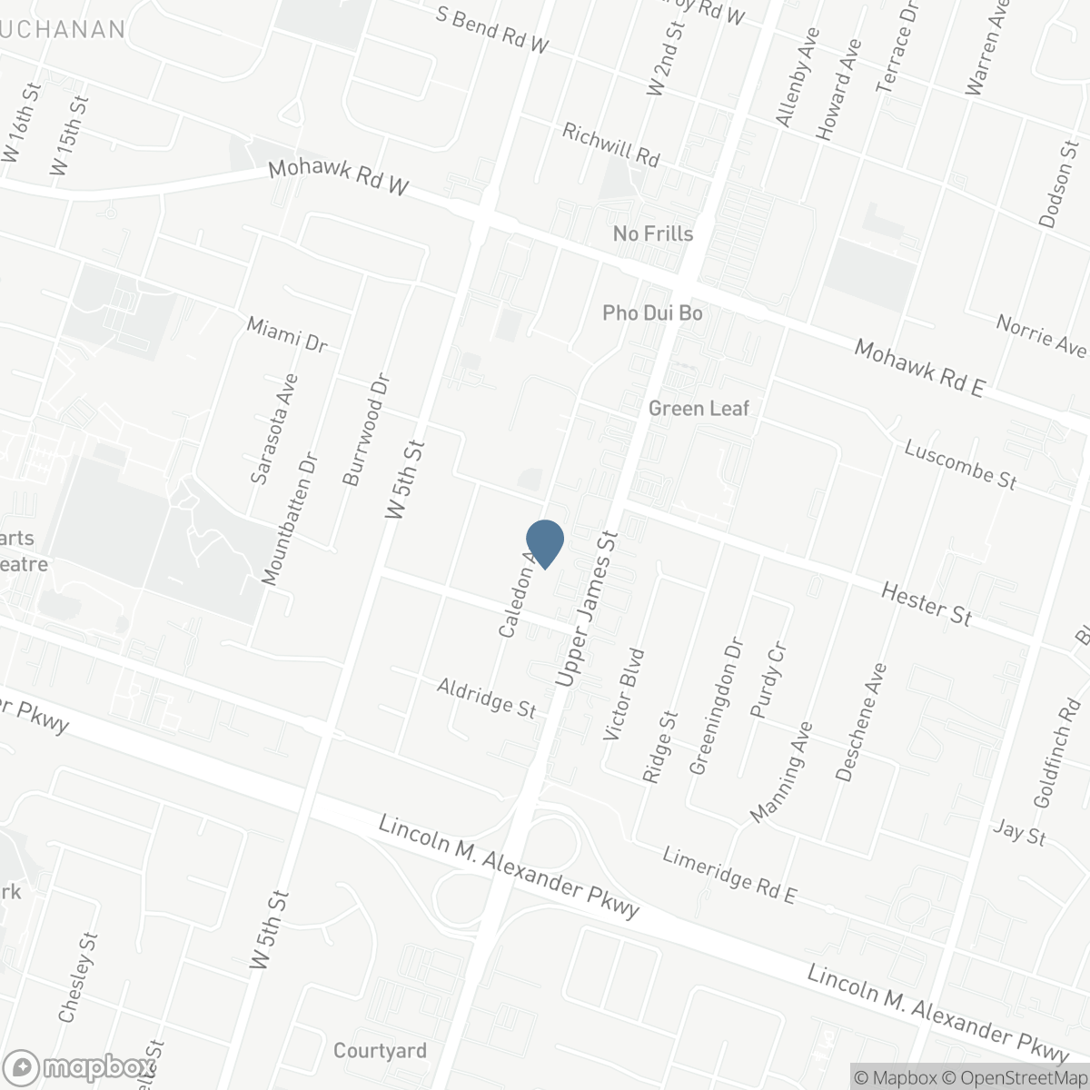 305 CALEDON Avenue, Hamilton, Ontario L9C 3C9